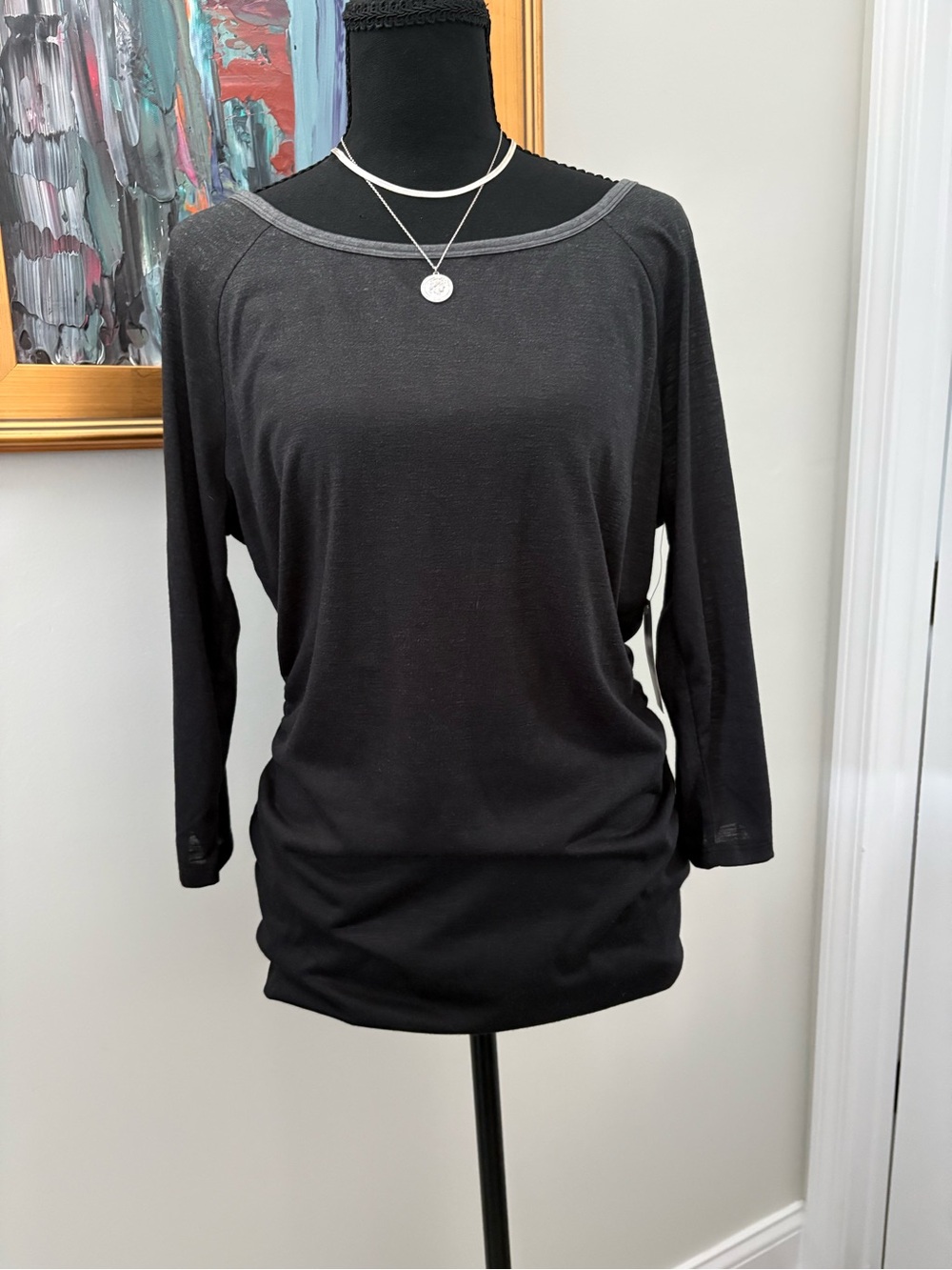 New York & Company Black Scoop Neck 3/4 Sleeve Top